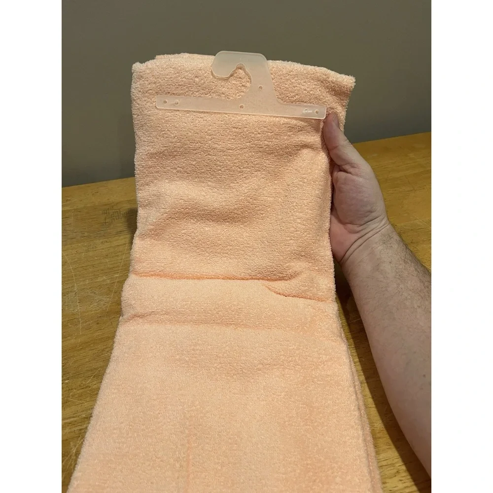 Vtg 3 Pc Cannon Peach Sea Shell Embroidered Bathroom Towel Set‎ Bath/Hand/Wash